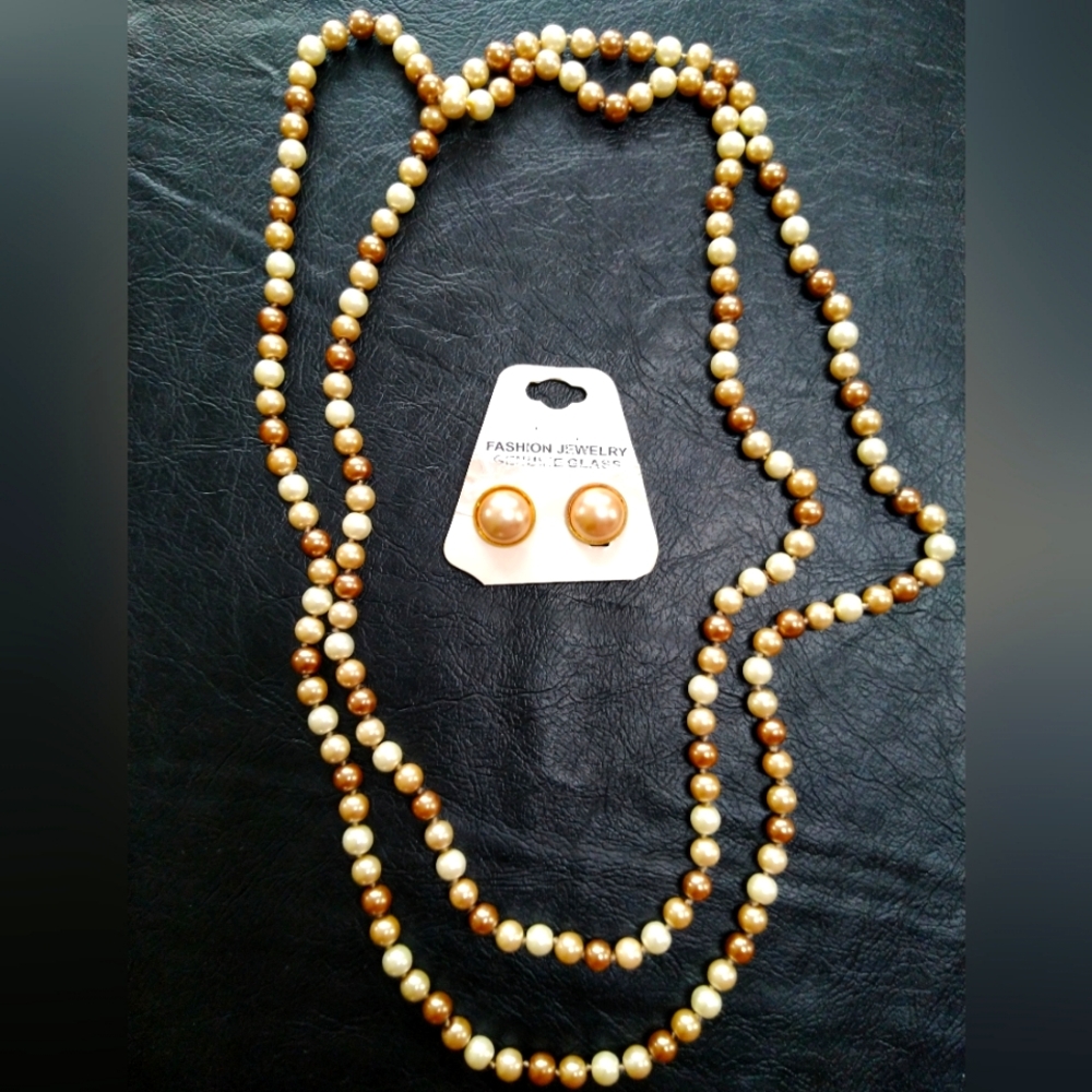 Bundled beaded like pearl necklace with stud earrings